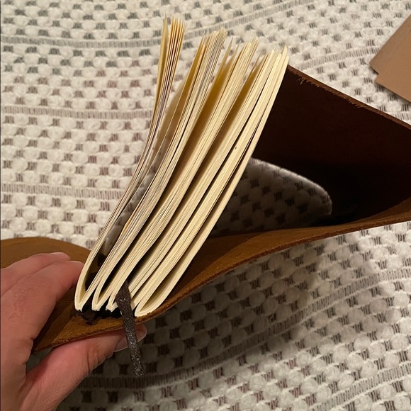 NWT Sovereign Brown Leather Travelers Journal Set with Pen - Picture 7 of 16